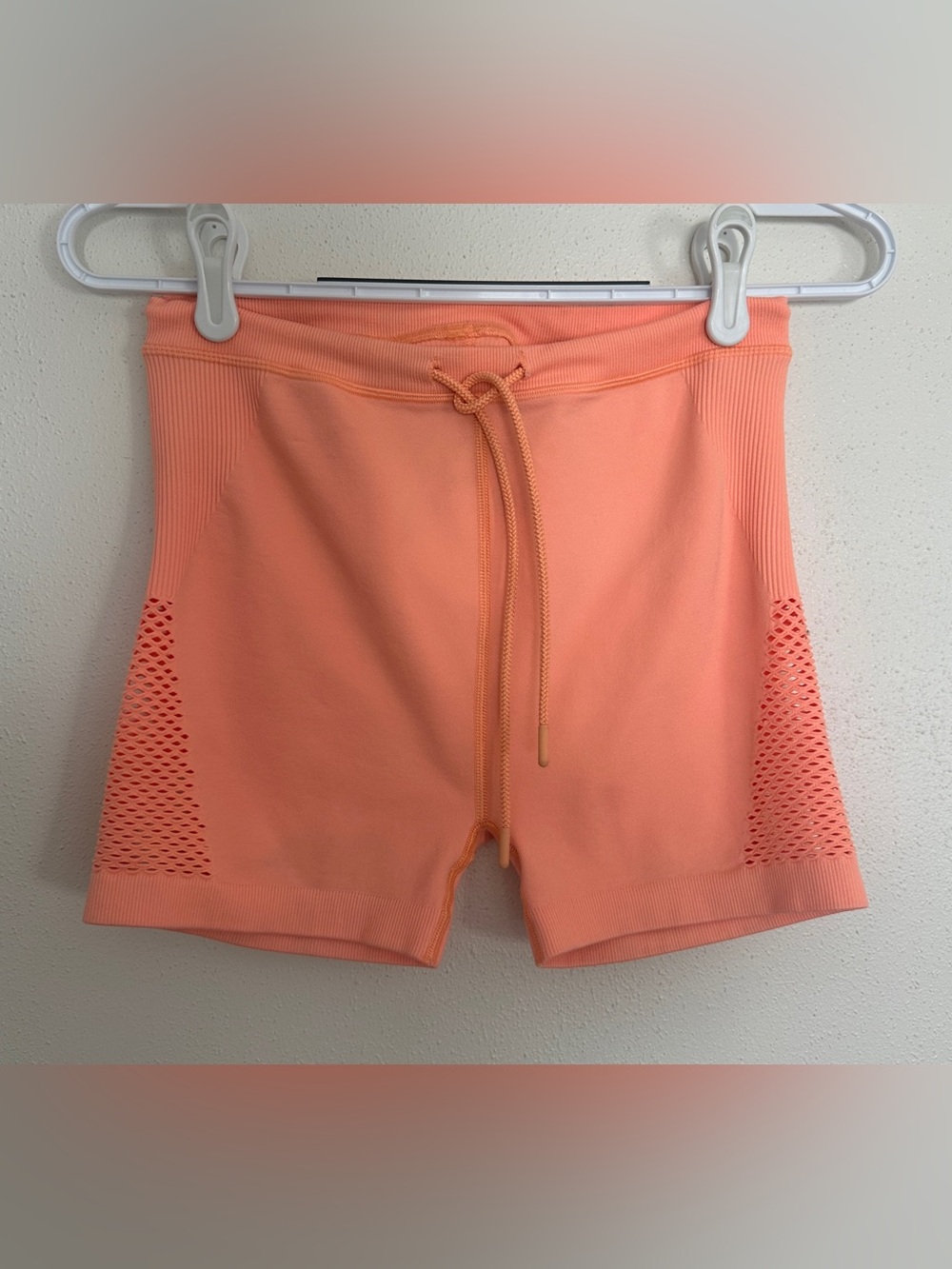 Aerie Seamless Drawstring Athletic Shorts Size Small Orange Mesh Laser Cut
